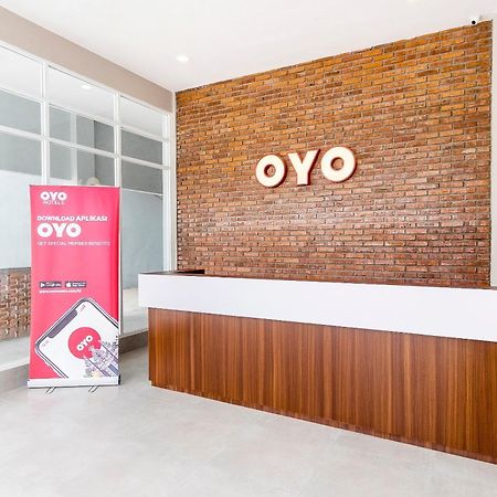 Super Oyo 360 Mangaan Residence Медан Экстерьер фото