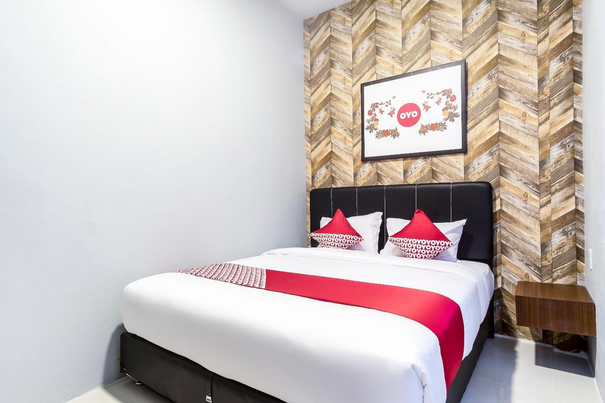 Super Oyo 360 Mangaan Residence Медан Экстерьер фото